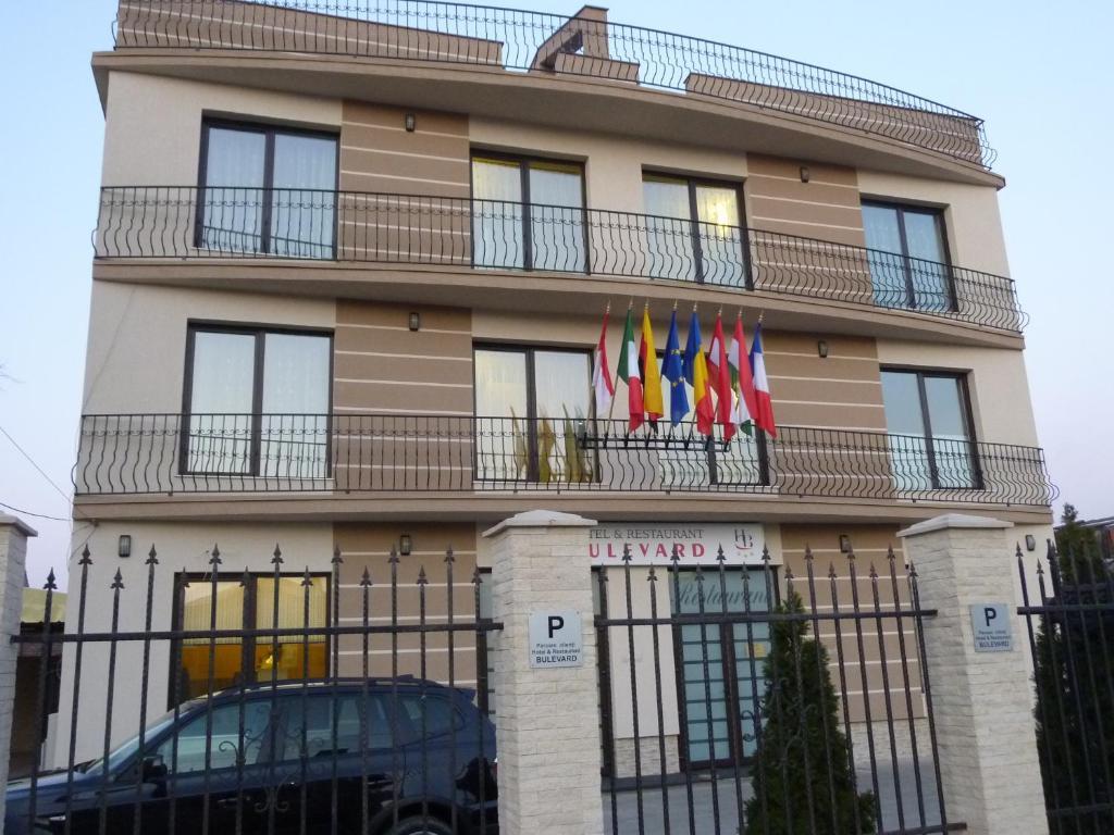 Hotel Bulevard Oradea Luaran gambar
